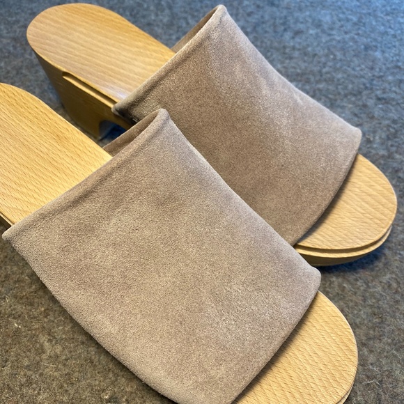 Zuzii Handmade Clogs Brand New - Picture 7 of 7